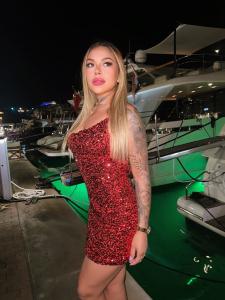 Chica busca chico en Ibiza: Chica busca chico