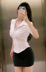 632117229: Chica busca chico en Barcelona