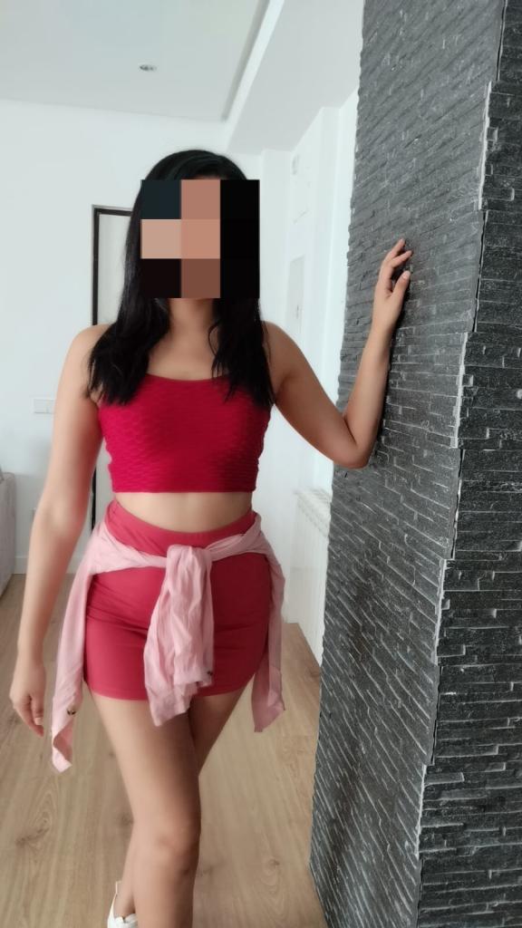 624644417: Chica busca chico en Madrid