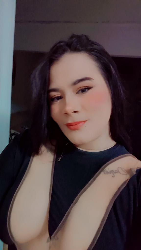 Chica busca chico en Barcelona: Chica busca chico