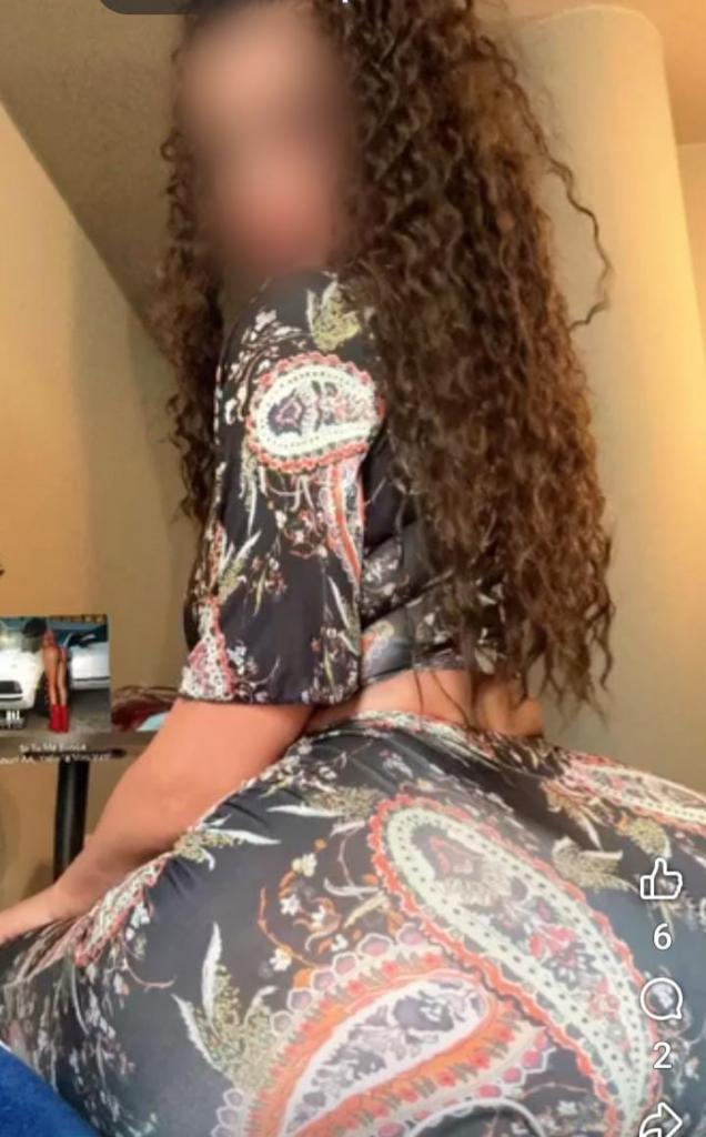 Chica busca chico en Barcelona: Chica busca chico