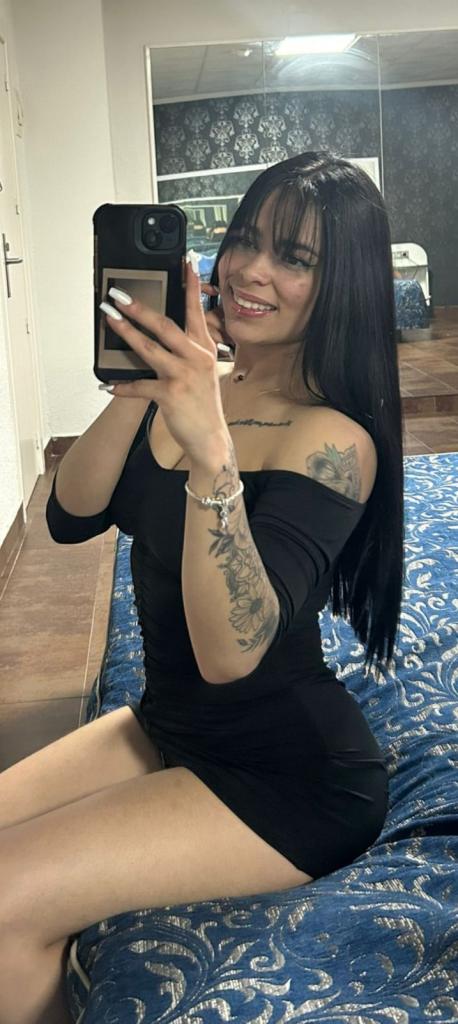 744785289: Chica busca chico en Alicante