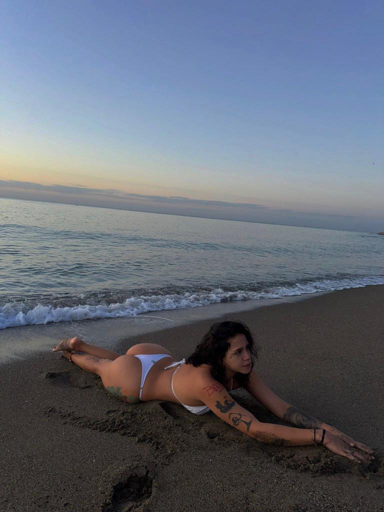 Chica busca chico en Málaga: Chica busca chico