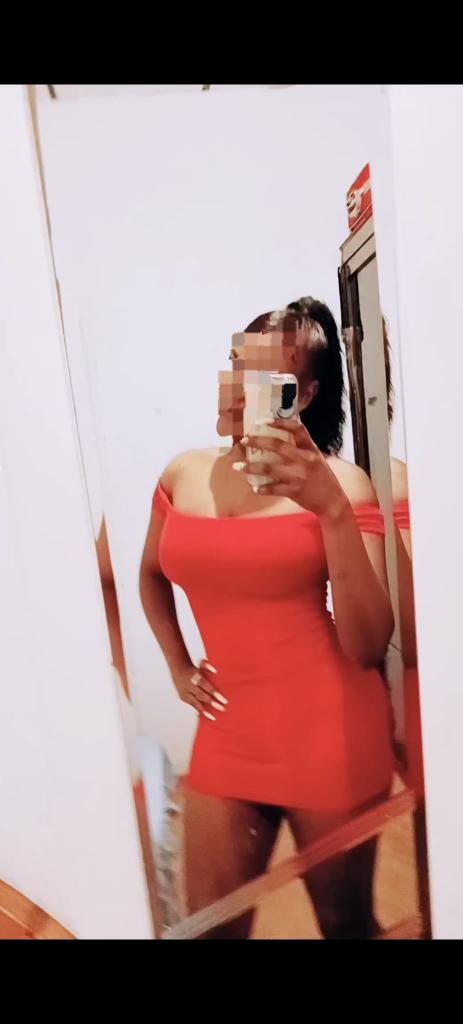690883853: Chica busca chico en Zaragoza