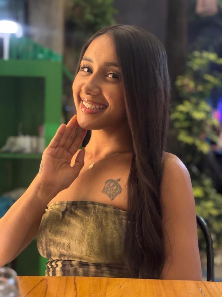 Chica busca chico en Sevilla: Chica busca chico