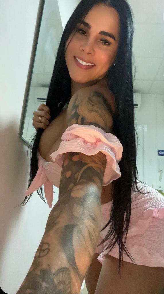 632461856: Chica busca chico en Barcelona
