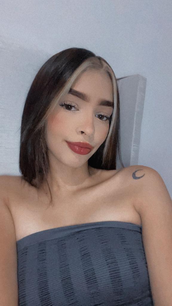 672952204: Chica busca chico en Alicante