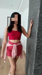 624644417: Chica busca chico en Madrid