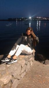 644888292: Chica busca chico en Madrid