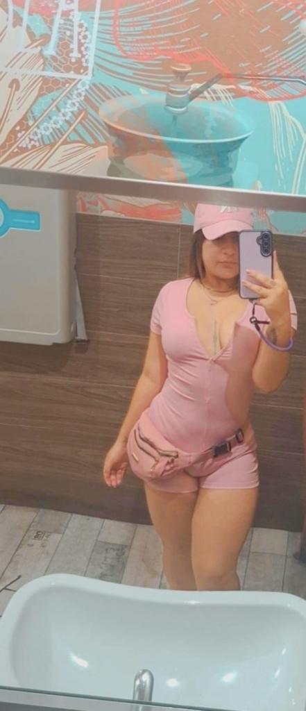 604231492: Chica busca chico en Granada
