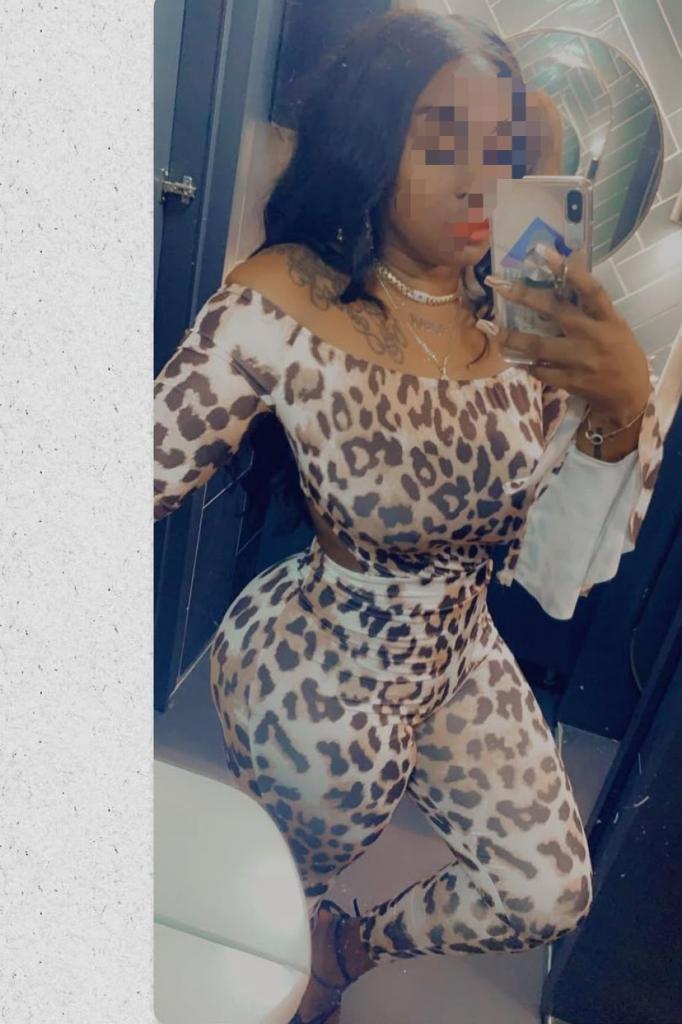 624969685: Chica busca chico en Pontevedra
