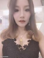 617704313: Chica busca chico en Madrid