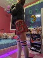 613849583: Chica busca chico en Barcelona