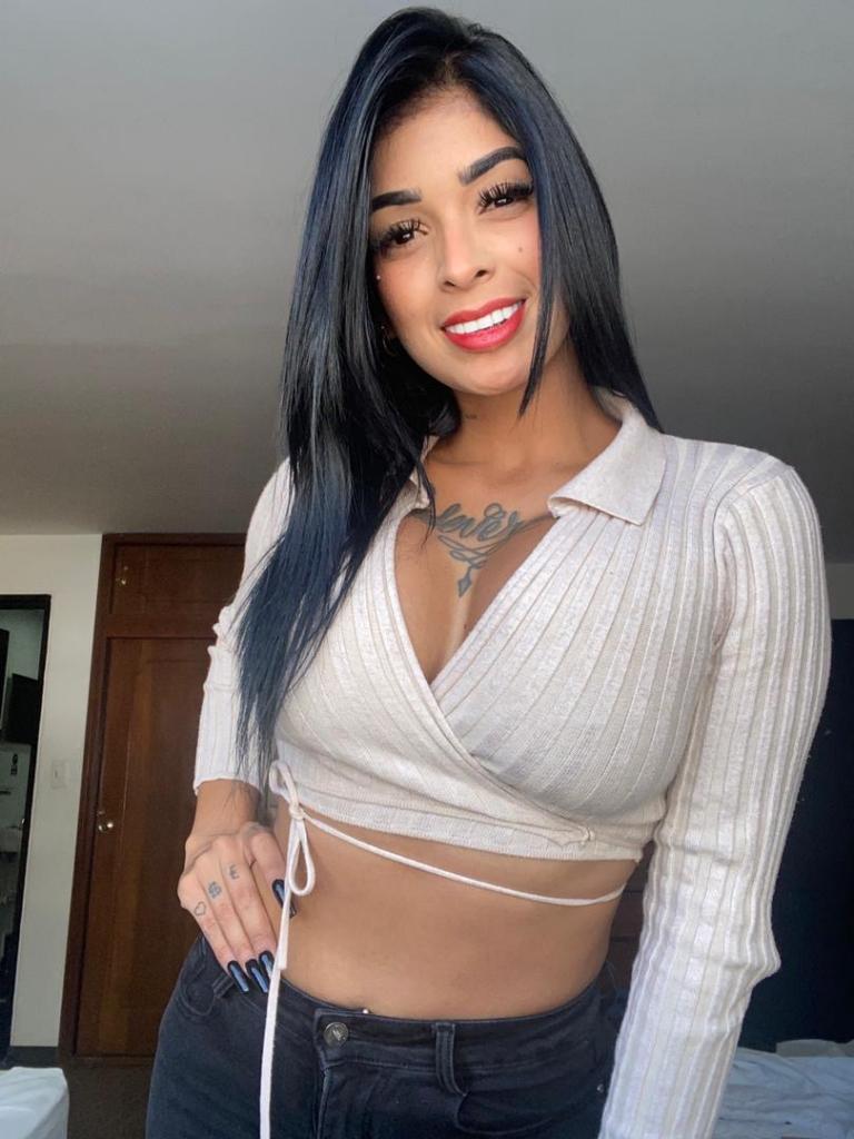 607156952: Chica busca chico en Granada