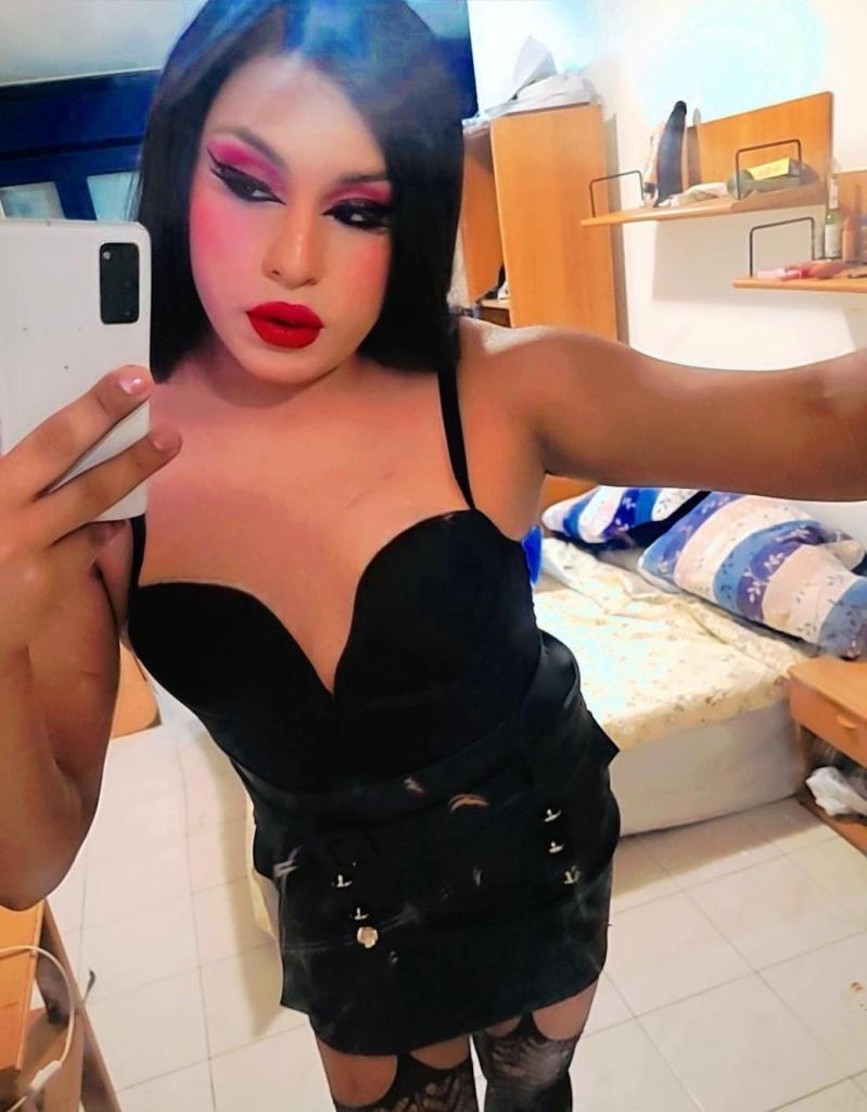 613586896: Travesti en Tarragona