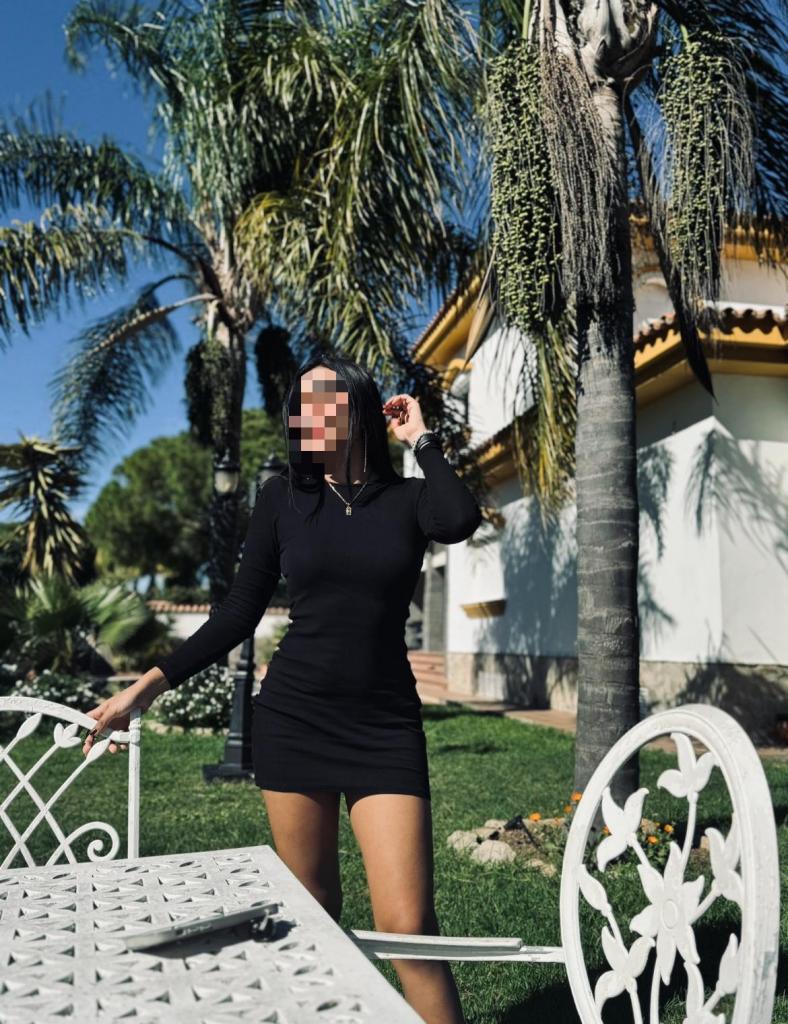 632461856: Chica busca chico en Barcelona