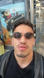 Chico busca chica en Valencia: 