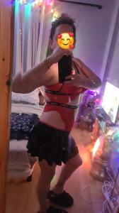613889768: Chica busca chico en Sevilla
