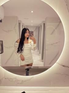 Chica busca chico en Barcelona: Chica busca chico