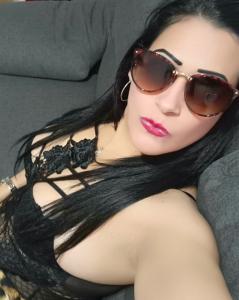 613944750: Chica busca chico en Málaga