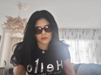 689285963: Chica busca chico en Zaragoza