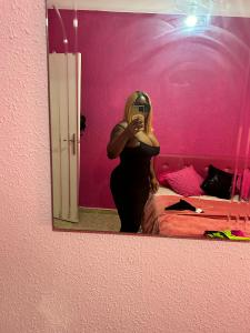 643876545: Chica busca chico en Zaragoza