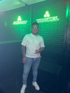Chico busca chica en Valencia: 