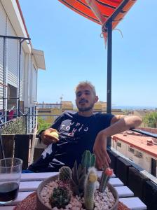 627927190: Chico busca chica en Málaga