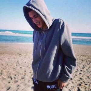 627927190: Chico busca chica en Málaga