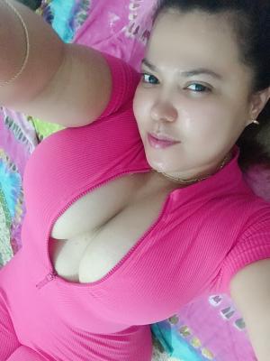 632813835: Chica busca chico en Gerona