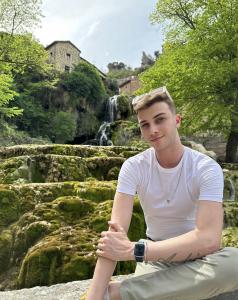 Chico busca chica en Valencia: 