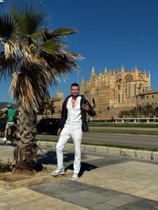 Chico busca chica en Valencia: 
