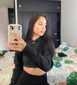 690048341: Chica busca chico en Las Palmas
