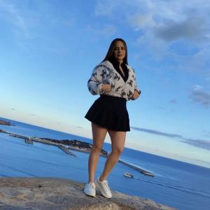 603271011: Chica busca chico en Barcelona