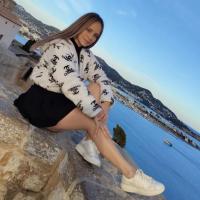 603271011: Chica busca chico en Barcelona