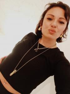 656318206: Chica busca chico en Barcelona