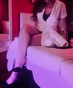 Chica busca chico en Almería: Chica busca chico