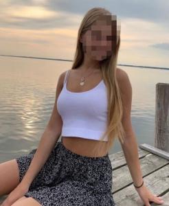 677855246: Chica busca chico en Valencia