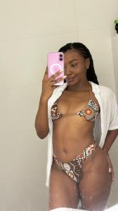 687727521: Chica busca chico en Barcelona