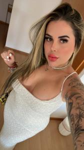 Chica busca chico en Ibiza: Chica busca chico
