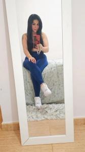 672527824: Chica busca chico en Almería