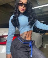 663584936: Chica busca chico en Madrid