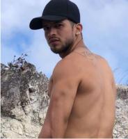 670339287: Chico busca chica en Madrid