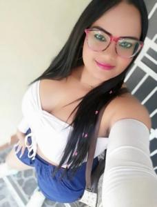 613829254: Chica busca chico en Mallorca