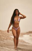 610877023: Chica busca chico en Ibiza
