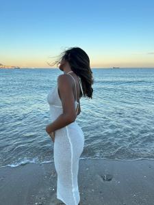 643479436: Transexual en Gerona