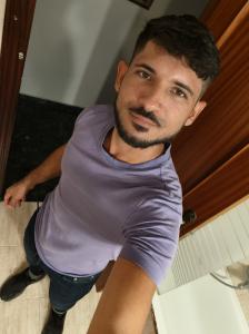 Chico busca chica en Valencia: 