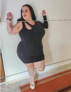 614745589: Chica busca chico en Barcelona