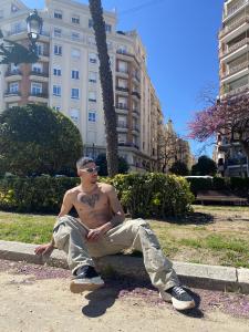 Chico busca chica en Valencia: 