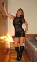 644381186: Chica busca chico en Sevilla